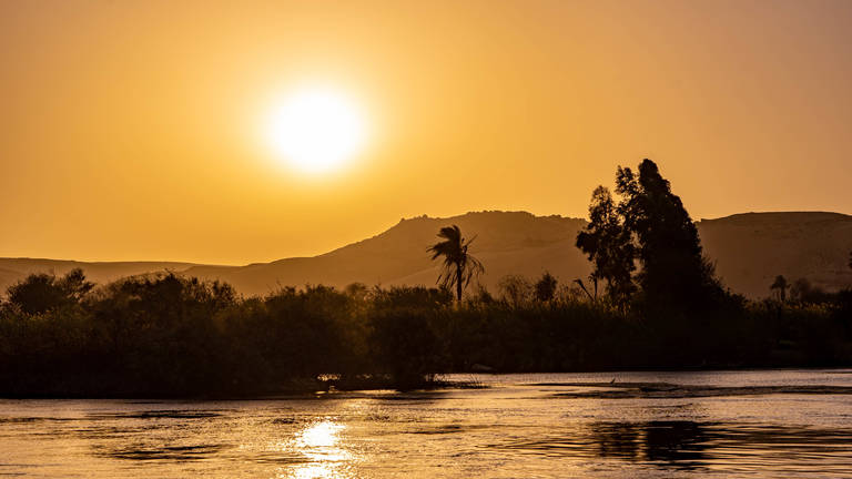 Zonsondergang vanaf de Nijl | Kingfisher Tours Egypte