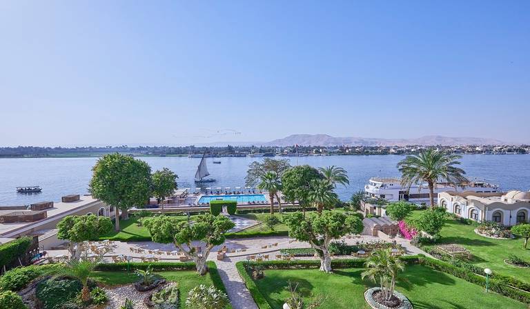 Luxor met uitzicht op de Nijl, Egypte